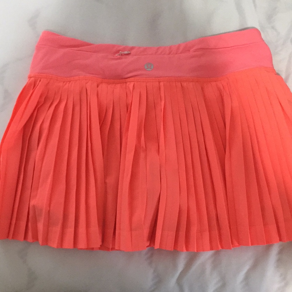 LULULEMON CORAL SKIRT